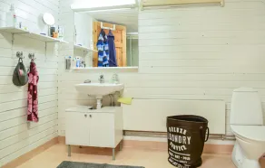 2 Bedroom Stunning Home In Asarum - Image 4
