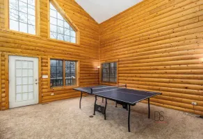 Luxurious Cabin Villa Getaway  - Image 3