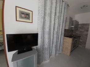 COZY THERMO-CONDITIONED TWO-ROOM APARTMENT - Image 4
