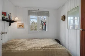 Authentic holiday home close to the beach - Image 5