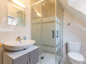 Renovated 3-Bedroom House with Fireplace and Wifi, La Hague - Image 3