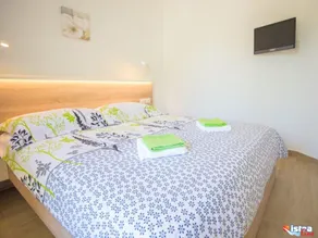 Top eingerichtete Ferienwohnung mit Pool unweit von Porec - Image 3