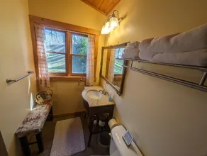 Hill Side Hideaway - 5 minutes from Boone - Image 3