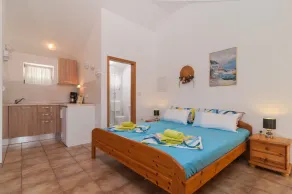 Apartment Mira A1 Daniel  Pucisca, Island Brac - Image 4