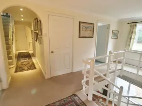 Elegant country family home near Sissinghurst, Scotney and Bodiam Castle - Image 2