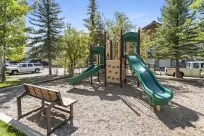 901 Crazy Horse Circle condo - Image 2