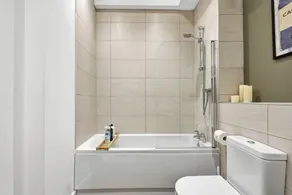 Castle View by G&G – Luxury Castle Retreat - Image 3