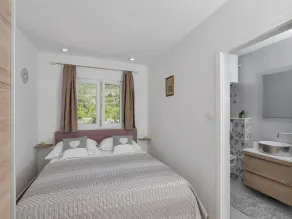 Detached holiday home with private pool, heated, children, pets welcome - Image 2
