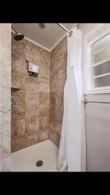 Cozy Multi-Property Bungalow in Central Austin - Cowboy pool - Image 4