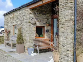 Hutter Hill Barn - Image 5