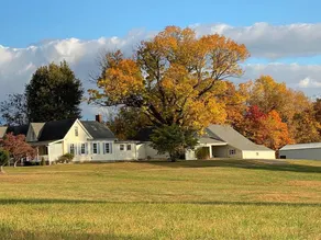 1884 Farmhouse - Donkeytown at Turner Farms - Image 4