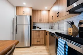 Three Bedroom Apartment - Image 5