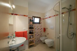 Appartement 'Staiulo - Primo Piano - La Plumeria' avec balcon et climatisation - Image 2