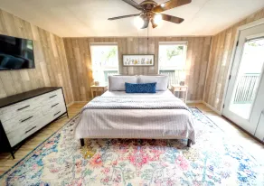 Unique Riverfront Home - Casa Topo at Sparrow Bend - Image 5