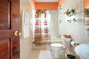 Nature lovers getaway w/AC,Wifi,King beds,jacuzzi - Image 4