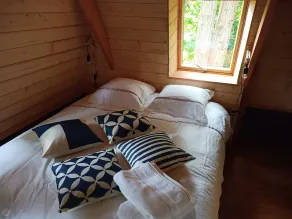 Luxueuse et Très Insolite Cabane Perchée ! - Image 3