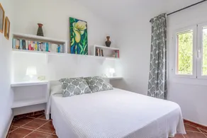 Beautiful Country House with Pool, Terraces & Wi-Fi; Parking Available - Image 3