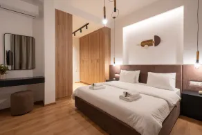Upscale Athens Luxury Penthouse - Image 5