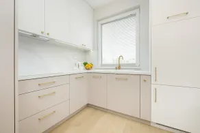 Stylish Apartment with Balcony 7th Floor by Noclegi Renters - Image 4