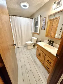 Quaint & Historic Downtown Oscoda Home - Image 4