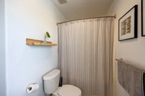 Newly Remodeled 3 Bedroom with Hot Tub! - Image 3