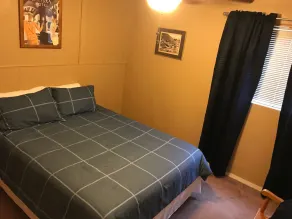 In der Nähe von U of A, zu Hause mit Pool, für 6 Personen! - Image 5