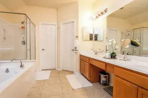 Super COZY 4 bdr home w beautiful gazebo terrace!! - Image 5