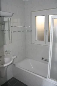 Ferienparadies mit sensationellem Panorama , Innen - Außenkamin,  Außenpool - Image 2