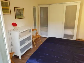 Moderne Wohnung mit Loggia, atemberaubenden See-Panoramablick und Infinity-Pool - Image 5