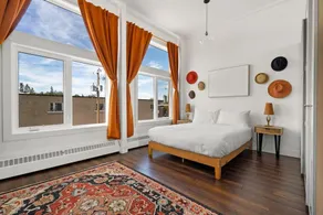 McGill Loft | Trendy | Iconic | Best Location - Image 4