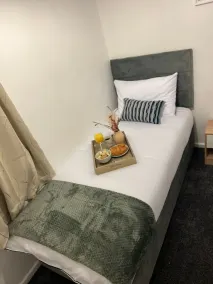 Morden Peace Luxury - Service Accommodation - Image 4