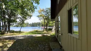 Waterfront Home with large pond - Image 5
