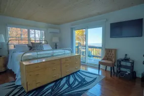 Modern rustic home with spectacular mountain views and sunsets! - Image 4