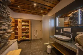 Chalet Moarhaus elegantemente rinnovato con sauna privata - Image 5
