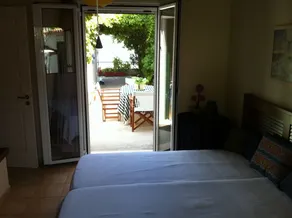 Traditional 2-bedroom beach house - Image 5