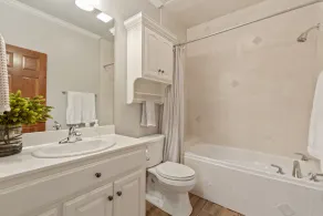 #MonkeyIslandHideaway - Stylish lake front home on Grand Lake, OK! - Image 2