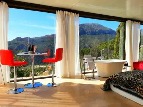 Stunning Glass Suite with private plunge pool - Image 3