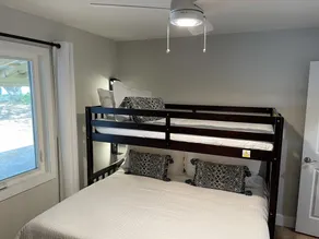 (Sleeps 7) 3 bedroom/2 bath BRING YOUR BOAT/WAVERUNNERS-Lots of Parking Space - Image 5
