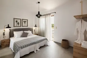 Zen Grande apt, Jacuzzi Near beach - Image 4