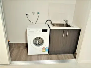 ★ Modern Home Near Town ★ 3 bed/2 Bath with Garage ★ - Image 2