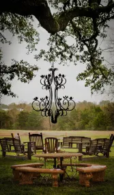 Round Top Hotel - Image 4