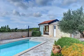 Villa med pool och finsk bastu - Image 3