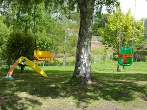 A FULL-SIZED house with a fenced-in property, a garden, and a barbecue. OCTOBER 85€/noche - Image 2