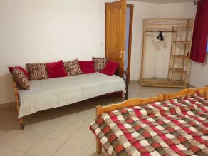 bonito apartamento con vistas al lago y las montañas, cerca de las pistas - Image 5