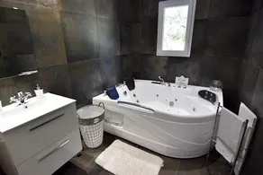 SUPERB RENT ANY COMFORT - POOL - BOULODROME - PRIVATE PARKING IN PEACE - Image 3
