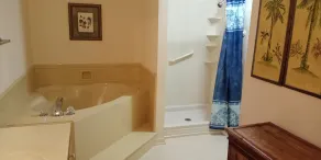 Welcome to Polly's Place - Image 4