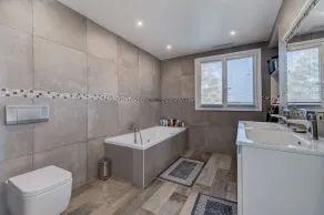 Californian villa with large pool, 15 minutes from the beach - Image 2