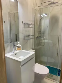 Geräumige Villa-Ferienwohnung mit Swimmingpool und wunderschönem Meerblick - Image 3