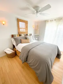 Stay here!-Newly Renovated Beach House (steps to beach) - Image 4