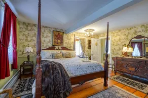 1790 Historic home on the Narramissic River in Orland Village - Image 5